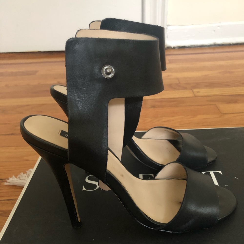 Shoemint 4”-heel sandals